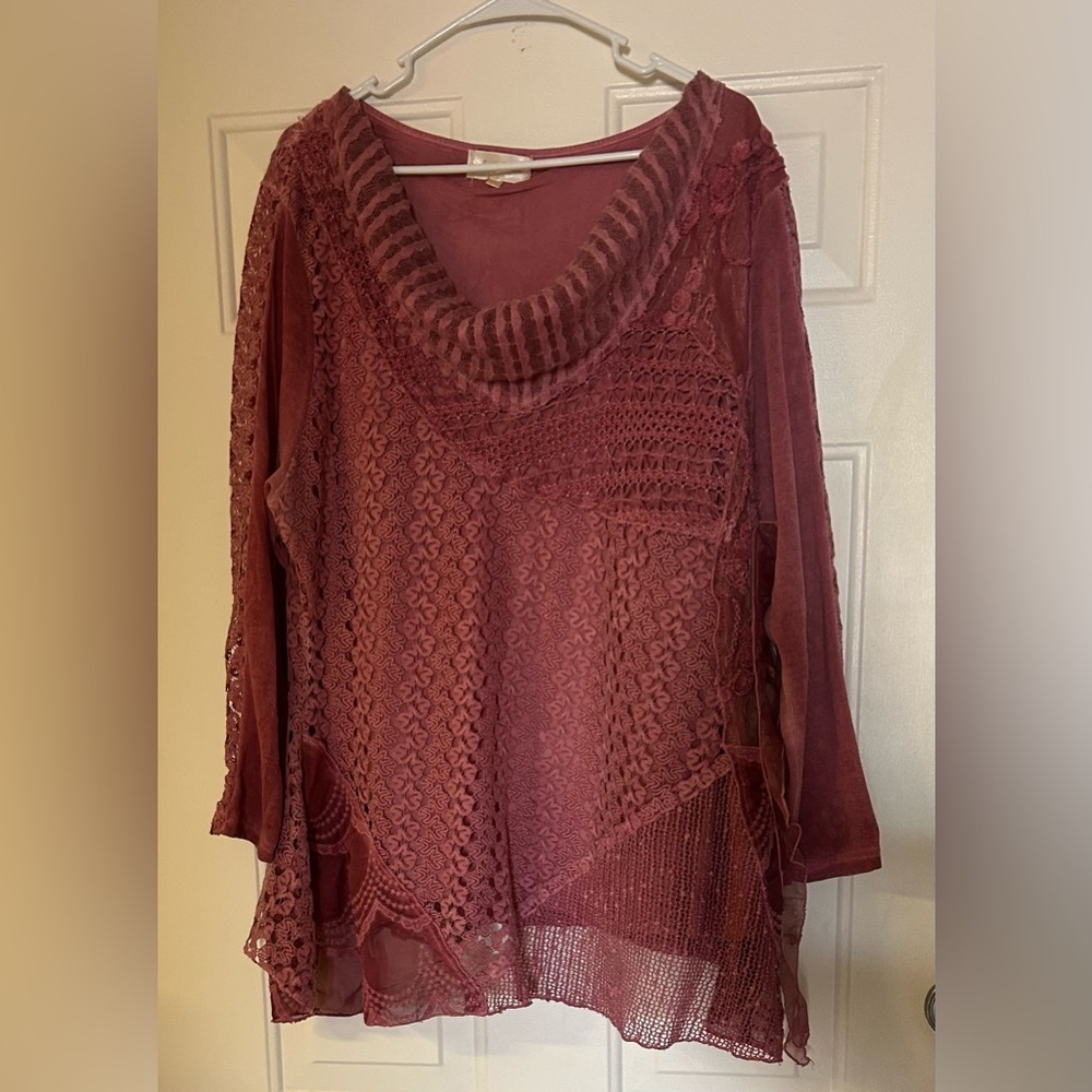 SIMPLY‎ COUTURE Women's Lace Blouse Long Sleeve Cowl Neck Chiffon Layers Shirt. - Picture 4 of 14